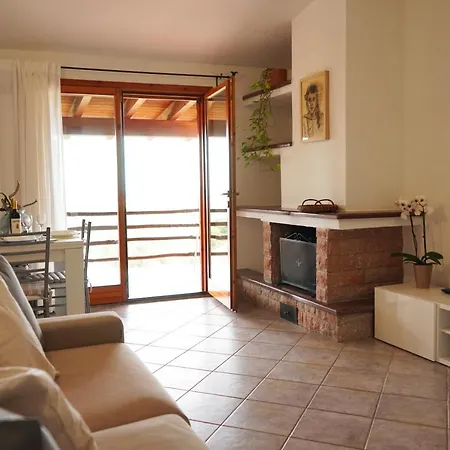 Iris - Sea View Holiday home *