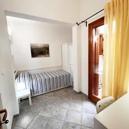 Iris - Sea View Capitana